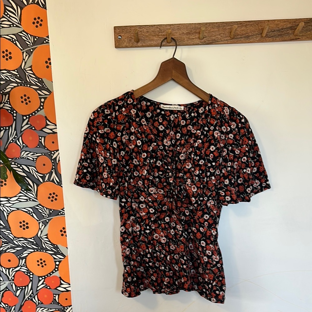 Floral Short Sleeve Top